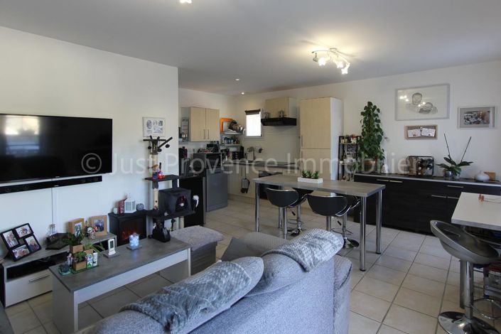 Image No.16-8 Bed Property for sale