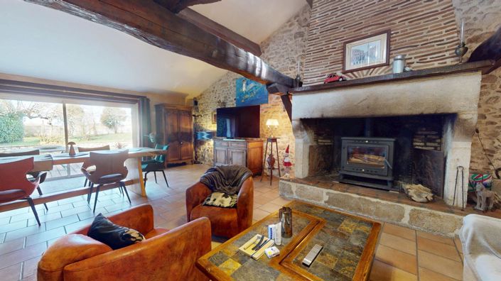 Image No.10-29 Bed House for sale