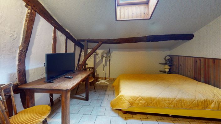 Image No.15-29 Bed House for sale