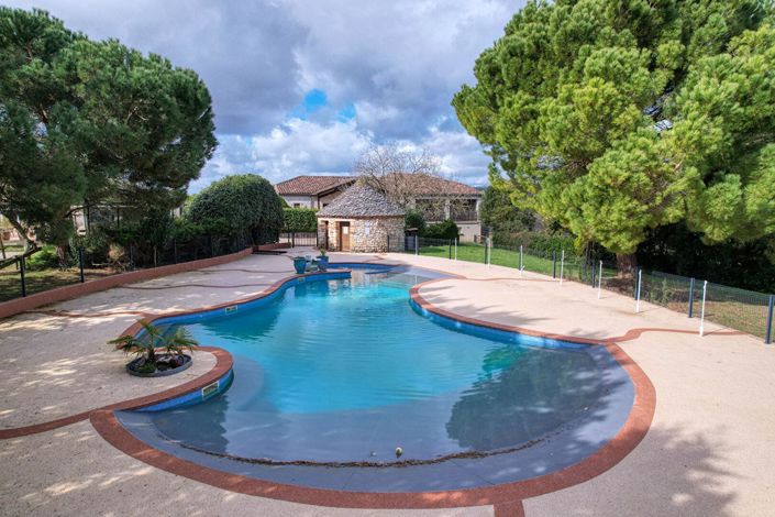 Image No.6-29 Bed House for sale