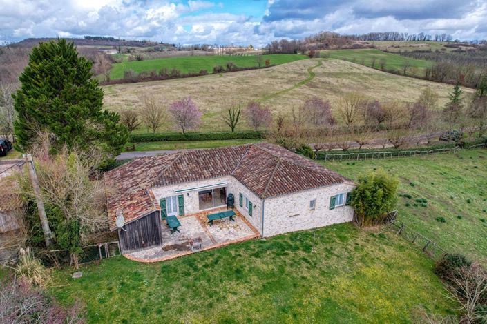 Image No.7-29 Bed House for sale