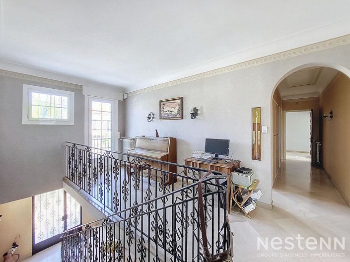 Image No.11-5 Bed House for sale