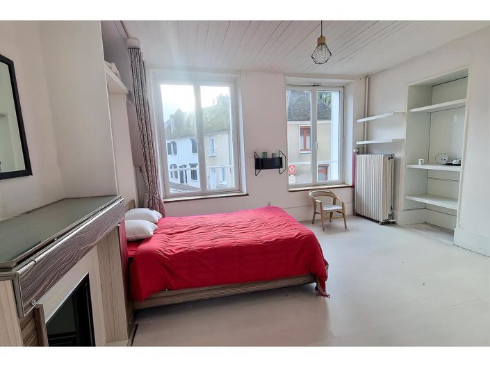 Image No.10-4 Bed House for sale