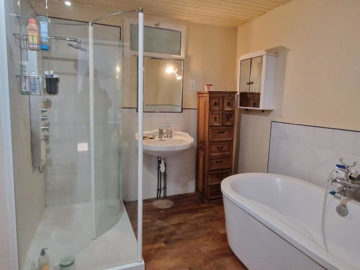 Image No.11-4 Bed House for sale