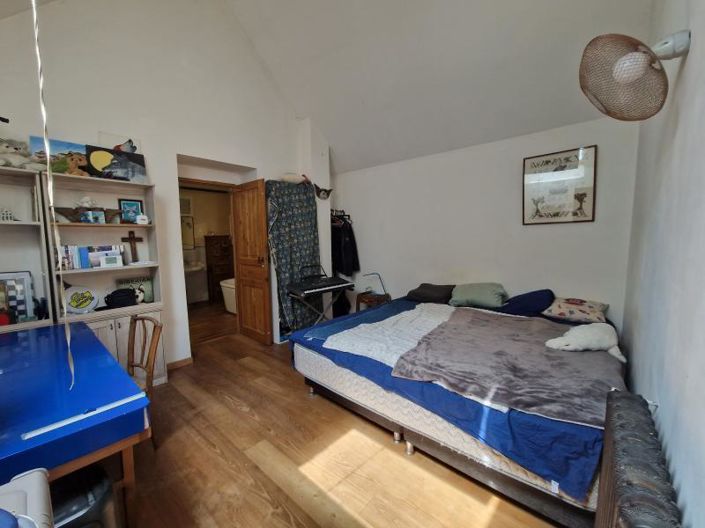 Image No.12-4 Bed House for sale