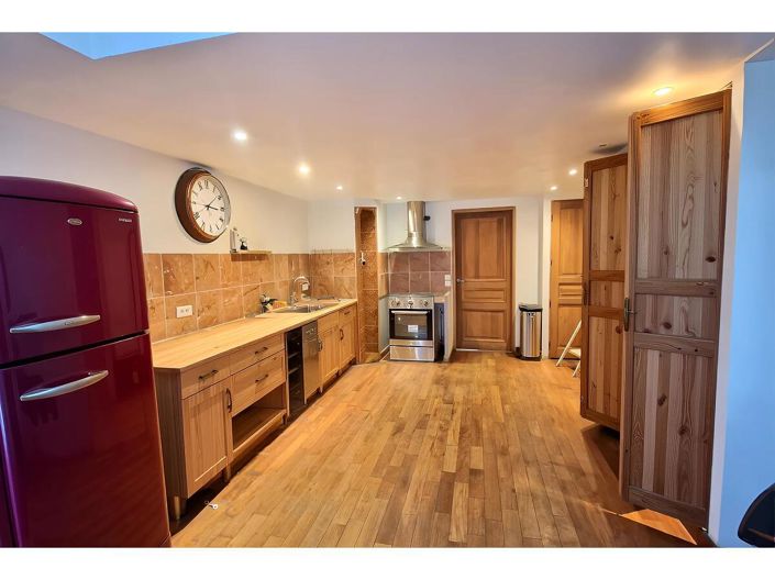 Image No.14-4 Bed House for sale