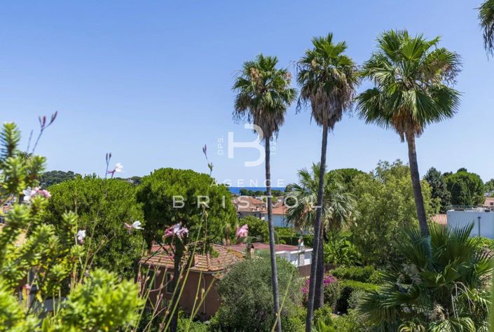 Image No.11-3 Bed Apartment for sale