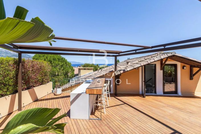 Image No.15-3 Bed Apartment for sale