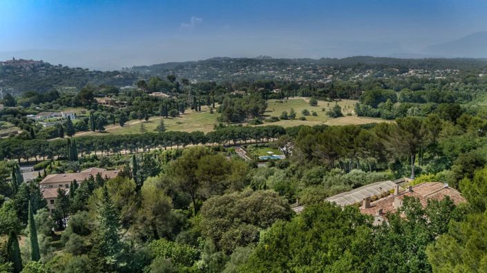 Image No.3-8 Bed House for sale