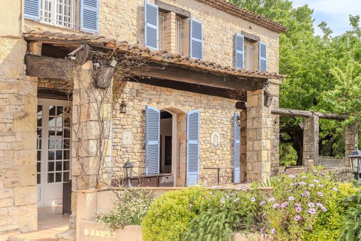 Image No.9-8 Bed House for sale