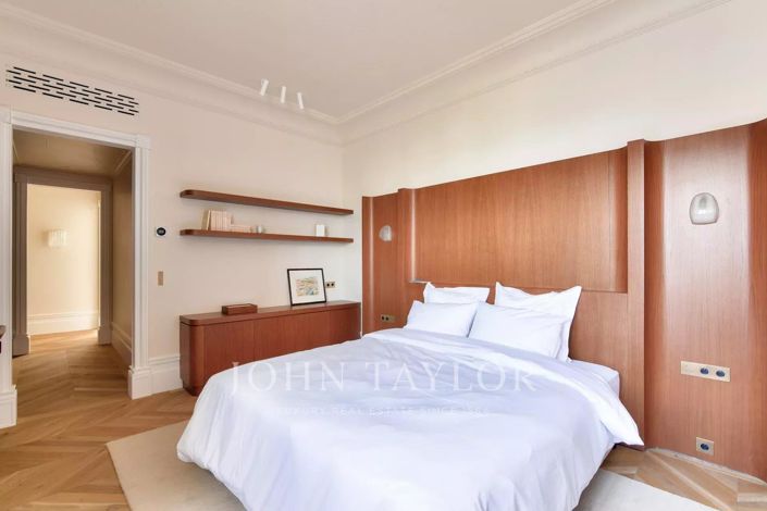 Image No.10-3 Bed Apartment for sale