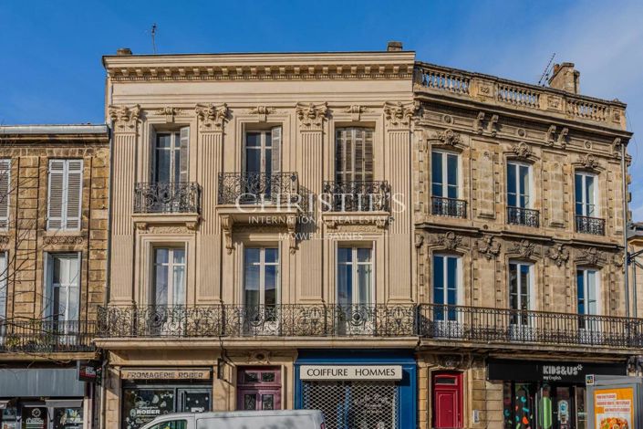 Image No.20-2 Bed Apartment for sale