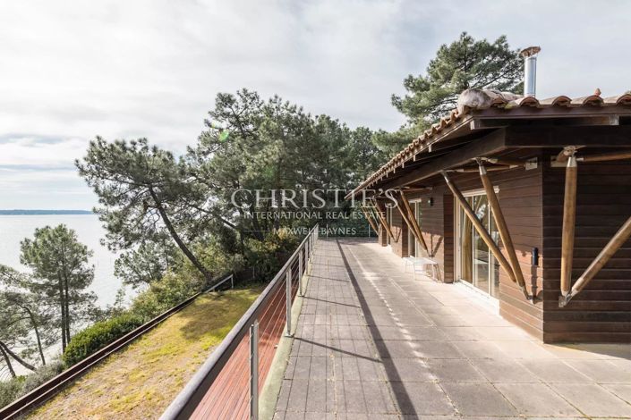 Image No.4-6 Bed House for sale