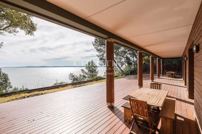 Image No.5-6 Bed House for sale