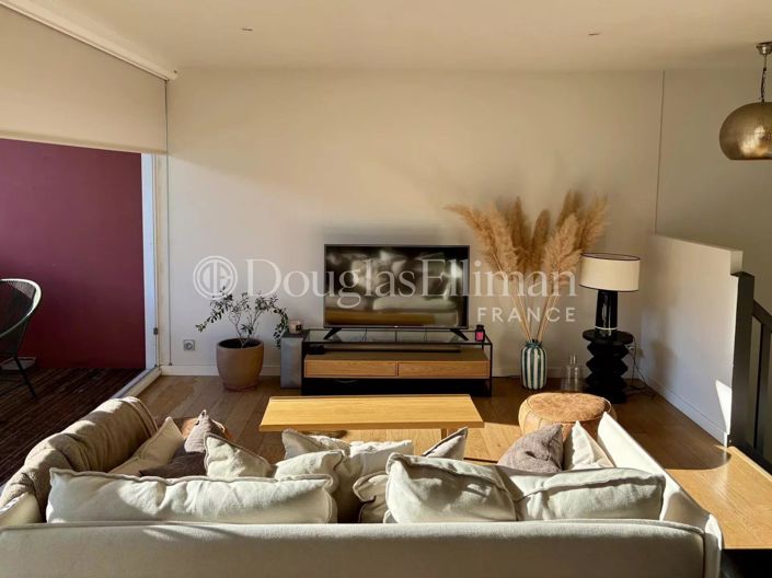 Image No.4-House for sale