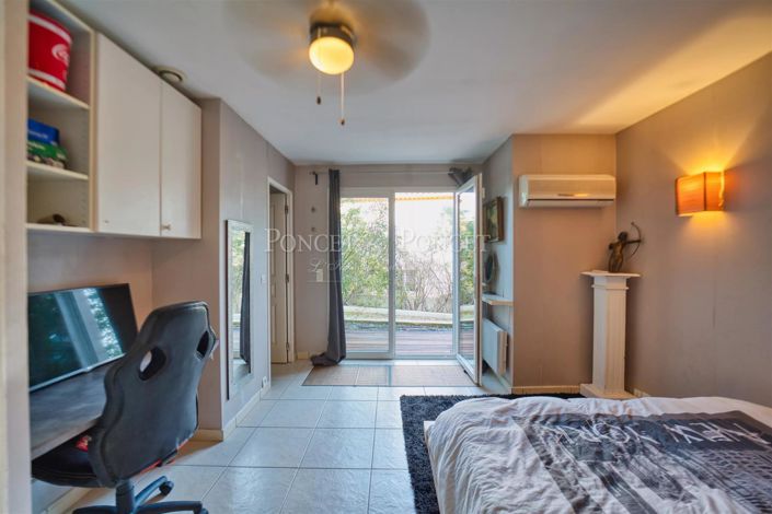 Image No.13-5 Bed House for sale