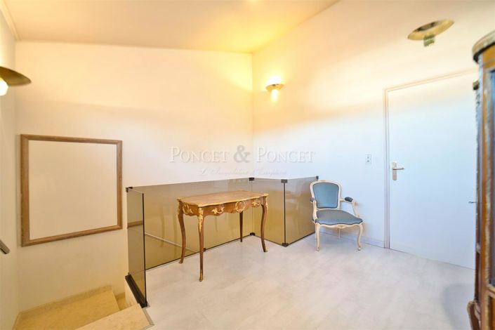 Image No.16-4 Bed House for sale