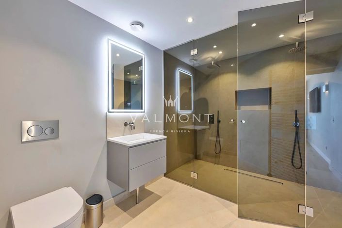 Image No.12-5 Bed House for sale