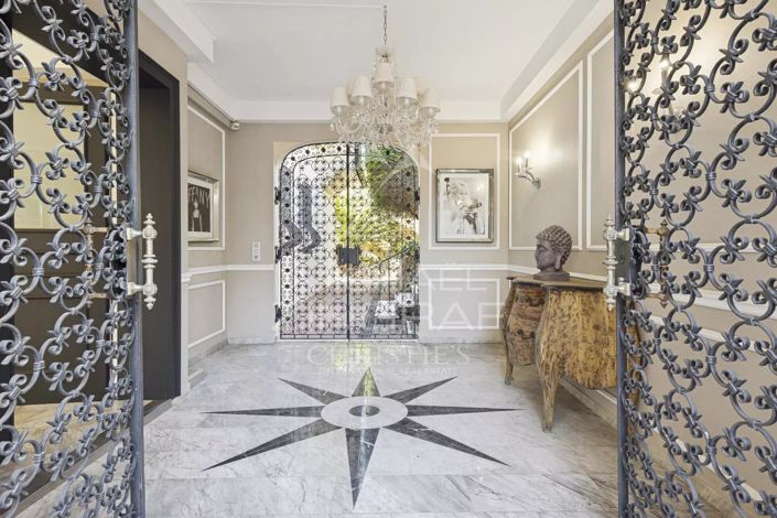 Image No.7-6 Bed House for sale