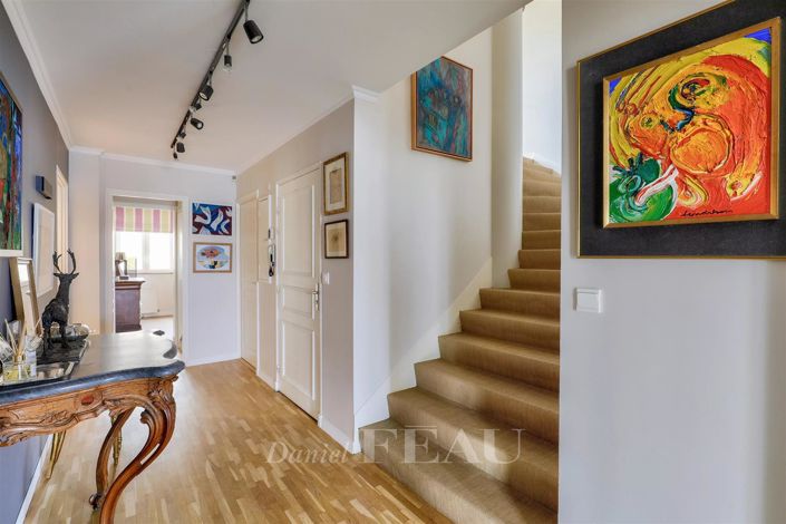 Image No.5-Appartement de 4 chambres à vendre à Suresnes