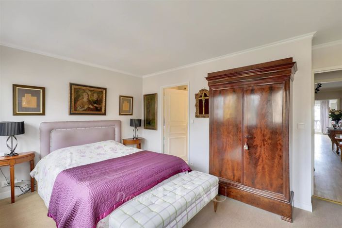 Image No.9-Appartement de 4 chambres à vendre à Suresnes