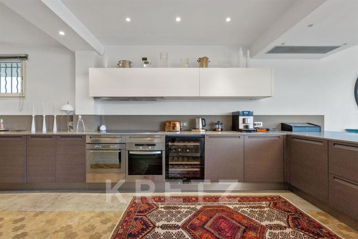 Image No.17-2 Bed Apartment for sale