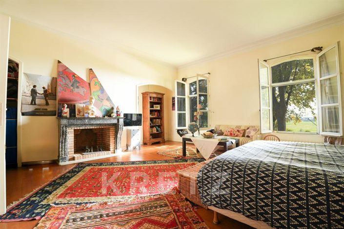 Image No.14-6 Bed House for sale