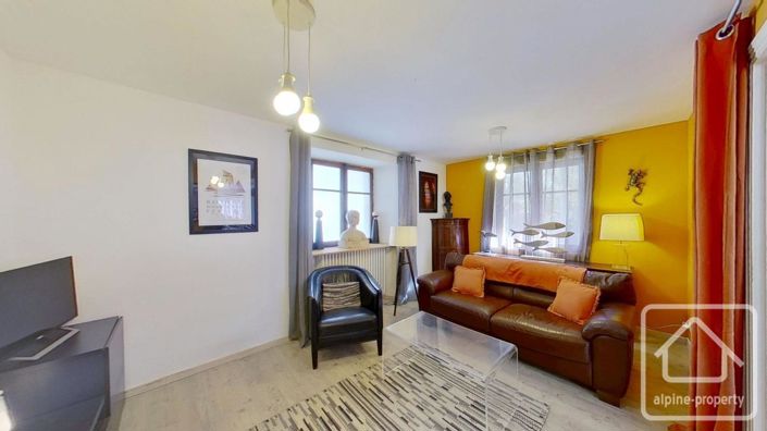 Image No.4-3 Bed Property for sale