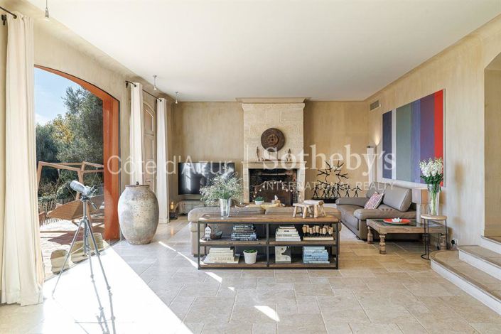 Image No.7-4 Bed Property for sale