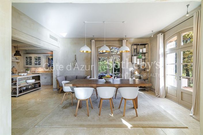 Image No.7-4 Bed Property for sale