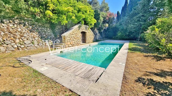 Image No.4-6 Bed House for sale