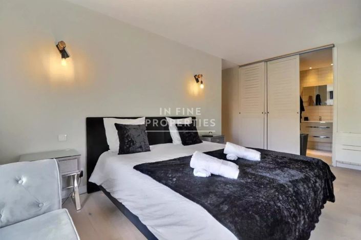 Image No.5-House for sale