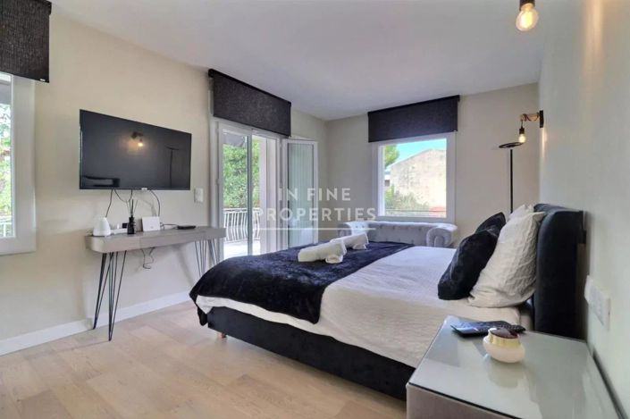 Image No.6-House for sale