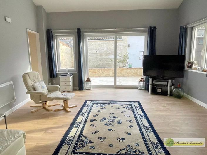 Image No.4-Maison de 3 chambres à vendre à Saint-Fraigne