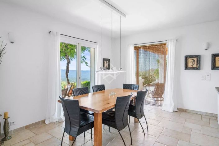 Image No.16-4 Bed House for sale