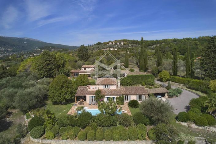 Image No.1-4 Bed House for sale