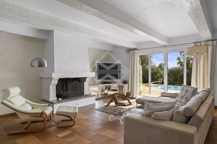 Image No.5-4 Bed House for sale