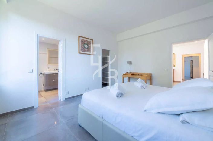 Image No.18-Maison de 4 chambres à vendre à Mougins