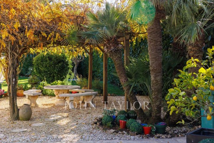 Image No.4-4 Bed House for sale