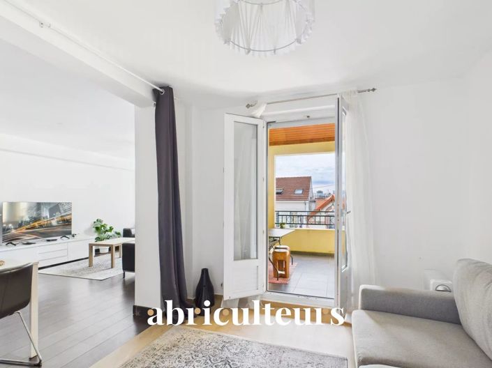 Image No.10-2 Bed Apartment for sale