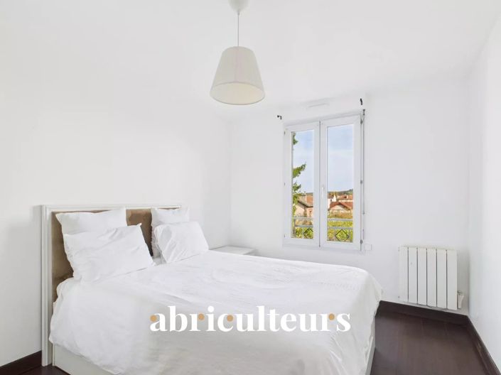 Image No.13-2 Bed Apartment for sale