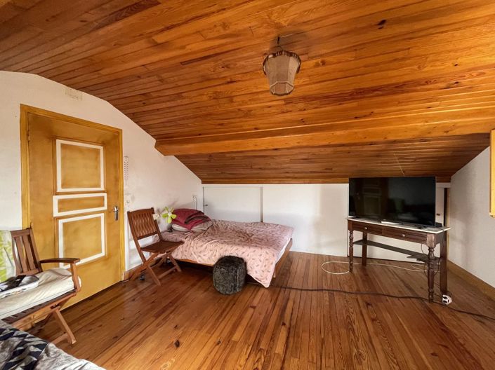 Image No.9-4 Bed House for sale