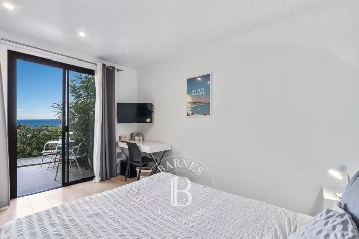 Image No.4-4 Bed House for sale