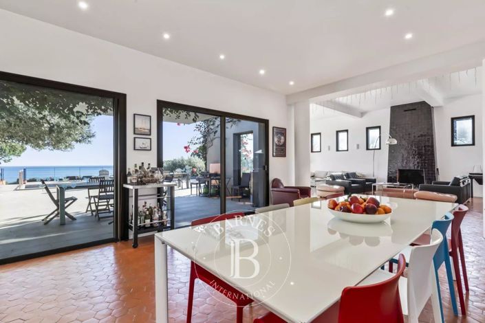 Image No.7-4 Bed House for sale