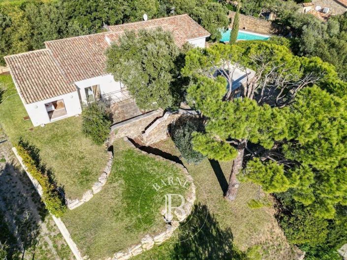 Image No.2-5 Bed House for sale