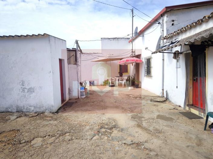 Image No.13-5 Bed House for sale