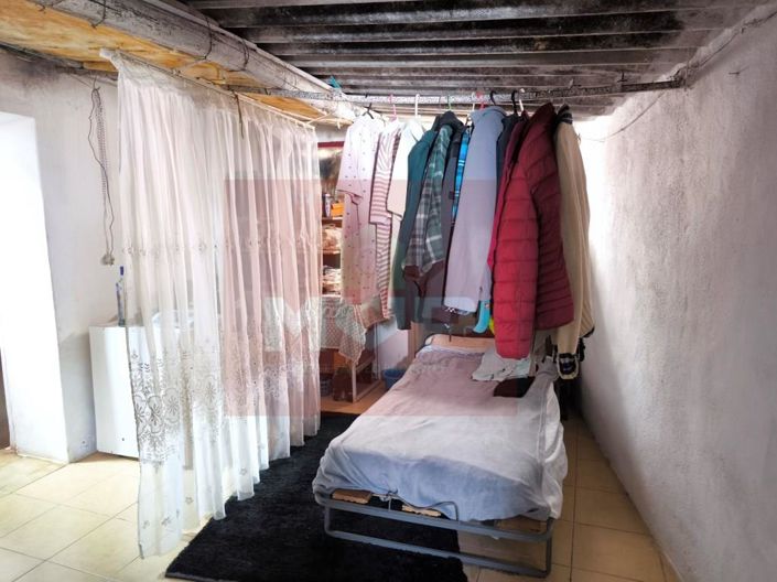 Image No.2-5 Bed House for sale