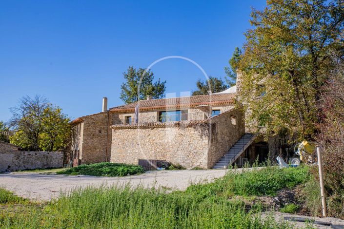 Image No.1-5 Bed House for sale