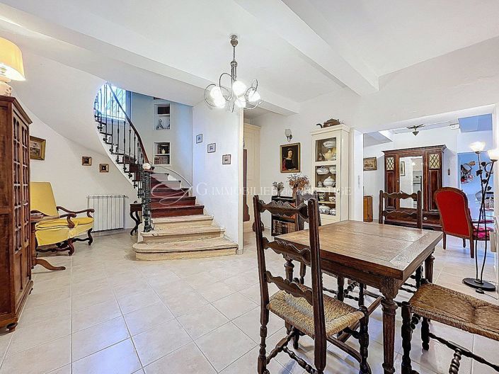 Image No.12-5 Bed House for sale