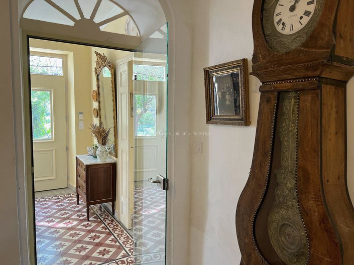 Image No.9-5 Bed House for sale